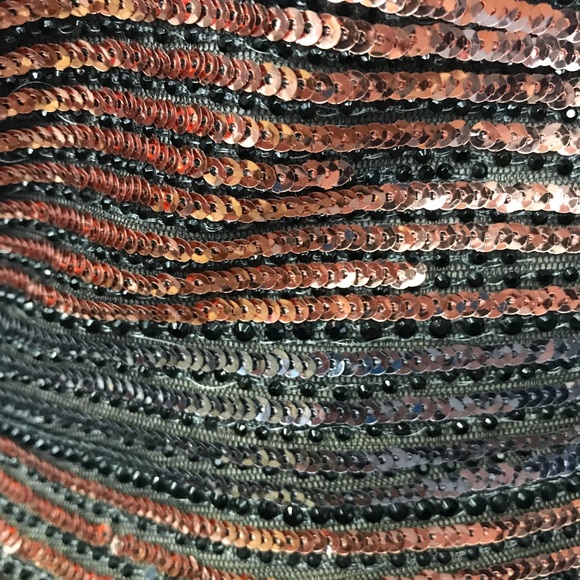 *Sold* Black and bronze dress - Picture 6 of 7